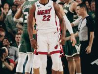 C7-字母哥在巴塞罗那比赛中连败，突破纪录引发热议！的简单介绍