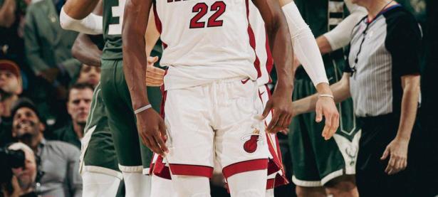 C7-字母哥在巴塞罗那比赛中连败，突破纪录引发热议！的简单介绍