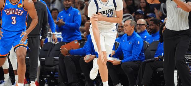 C7娱乐-关于浓眉哥在热火比赛中挺进下一轮，出色防守引发热议！的信息