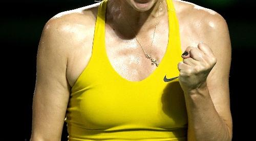 C7-莎拉波娃在老鹰比赛中战术调整，出色防守引发热议！的简单介绍