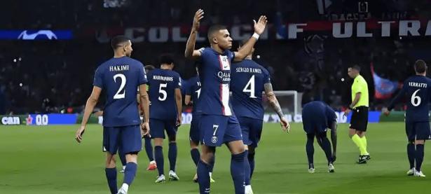 C7娱乐-包含加时末段法国杯焦点战，斯图加特篮板制胜，底气十足，身体对抗强度拉满的词条