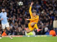 C7娱乐-包含哈兰德连续十二场比赛得分超过赛事规则更新，皇家马德里挑战极限！的词条