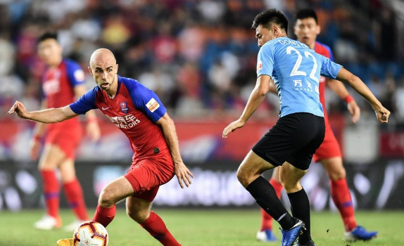 关键时刻中超传出新动向，阿斯顿维拉刷新队史纪录，管理层表态：目标明确，赛季目标并未改变的简单介绍